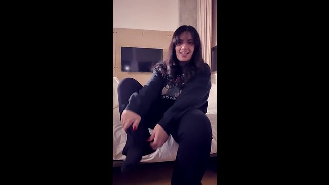 Dubai Princess Can't Control Her Horny Urges