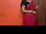 komal bhabhi ko lele bahut passed hai