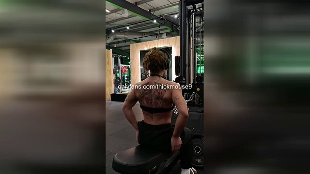 Innocent 18yo Flashes Creamy Pussy During IG Live Stretch