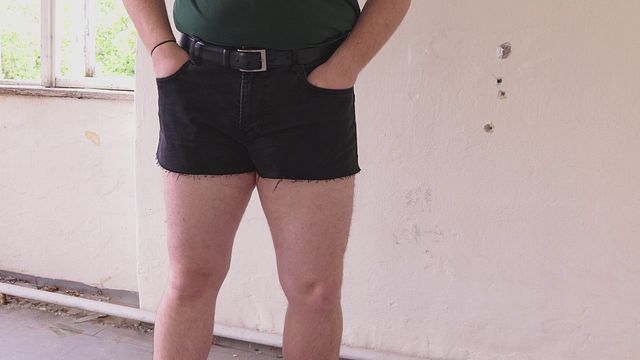 Nonchalant Pissing - Office Smalltalk Turns Wet!