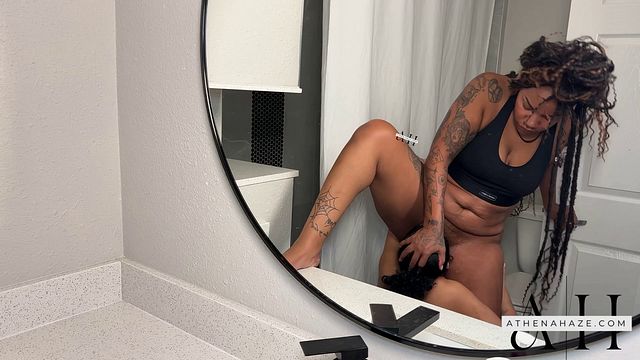 Let me fuck your face until I squirt