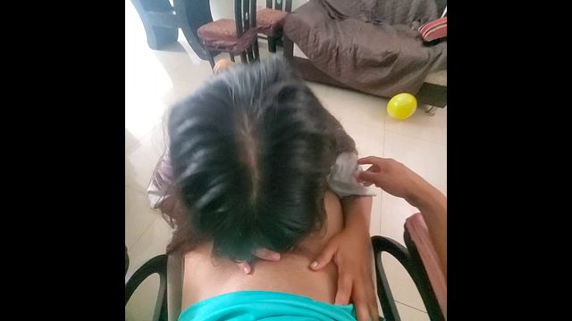 Mi vecina me pidio azucar y me pago con su boca