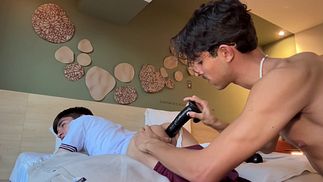 TESÃO BRUTO ABERTO: Pica Grossa, Corpo Parrudo Pulsando Prazer Pra Você