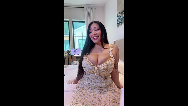 On You Knees For Your Thick Asian Waifu (XXXTOKS!)